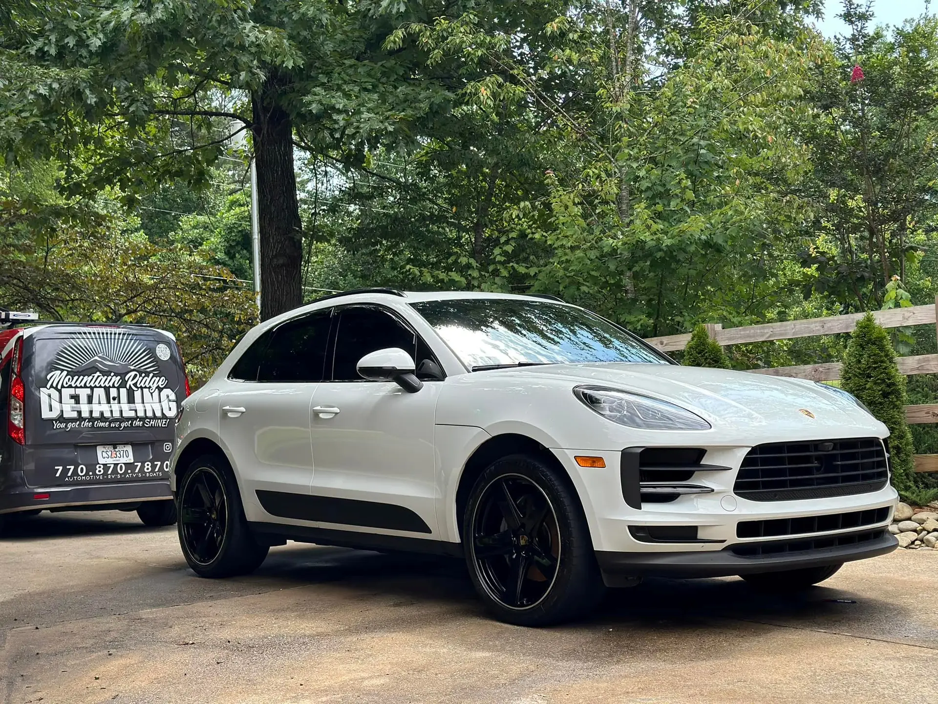 mobile automobile detailing